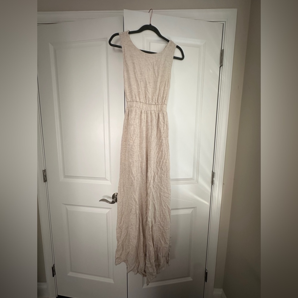 New York & Company Cream Sleeveless Jumpsuit